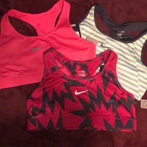 Nike sports bra bundle!